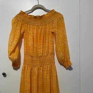 Michael Kors Mandera Off-Shoulder Dress - Women's Small - Yellow, Smocked